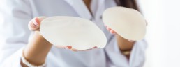 Câncer raro associado a implante de silicone tem primeiro caso no Brasil