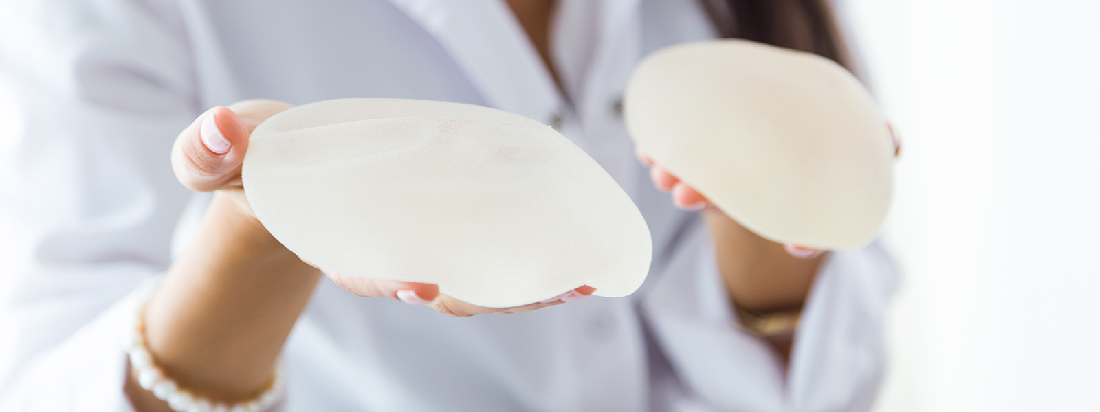 Câncer raro associado a implante de silicone tem primeiro caso no Brasil